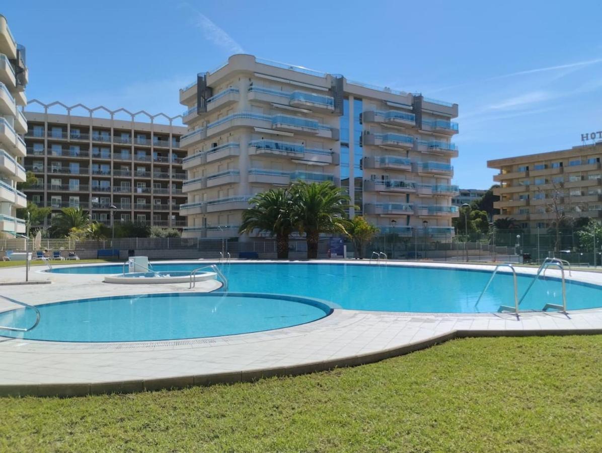 Apartamentos Ch3 Parking Incluido Salou Bagian luar foto